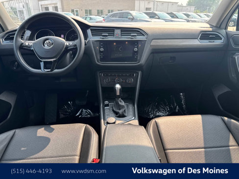 Used 2021 Volkswagen Tiguan SE image 10