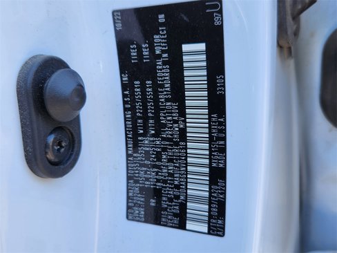 Used 2022 Toyota Corolla Cross XLE image 31