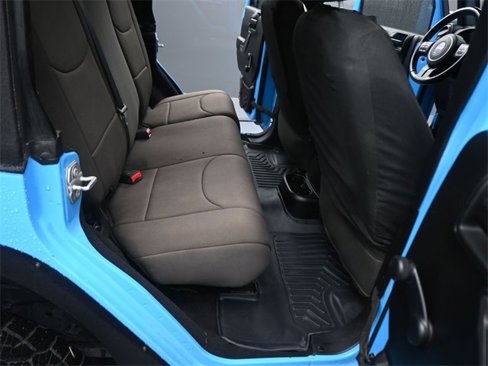 Used 2018 Jeep Wrangler Unlimited Sport w/ Connectivity Group image 14