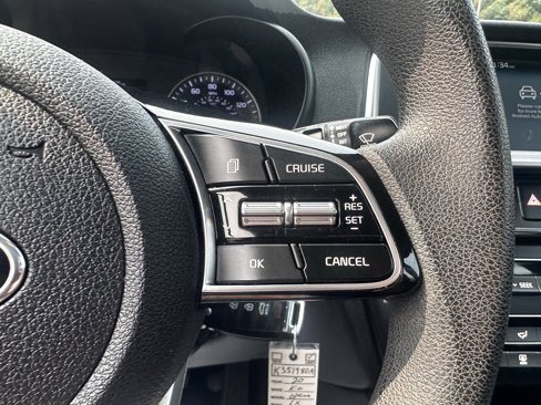 Used 2020 Kia Optima LX image 9