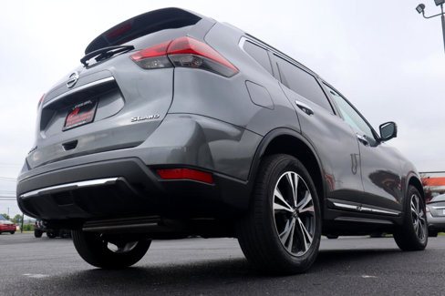 Used 2018 Nissan Rogue SL image 19