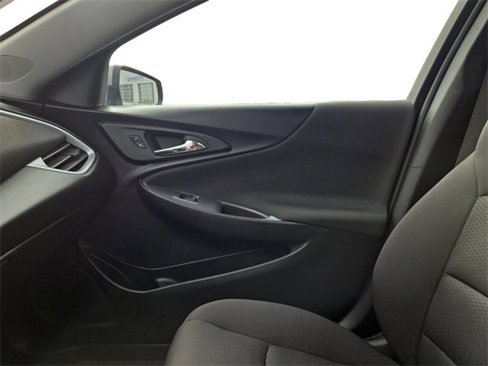 Used 2023 Chevrolet Malibu LT image 11