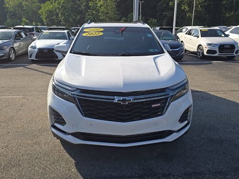 Certified 2022 Chevrolet Equinox RS w/ LPO, Floor Liner Package image 9