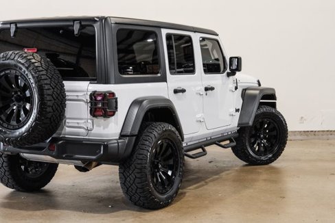 Used 2021 Jeep Wrangler Unlimited Sport image 27