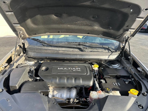 Used 2019 Jeep Cherokee Latitude w/ Popular Appearance Group image 19