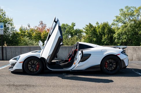 Used 2020 McLaren 600LT Spider image 30