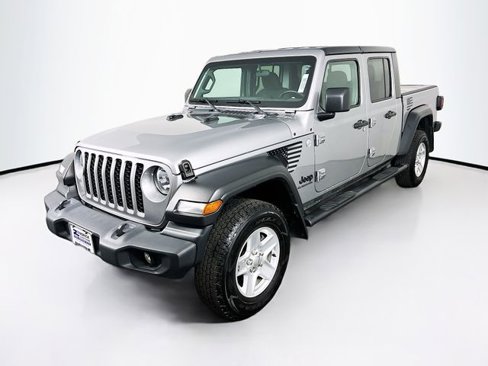 Used 2020 Jeep Gladiator Sport w/ Quick Order Package 24S image 3