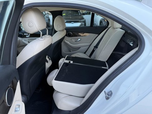 Used 2019 Mercedes-Benz C 300 4MATIC Sedan image 30