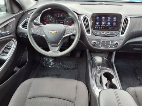 Certified 2024 Chevrolet Malibu LT image 2