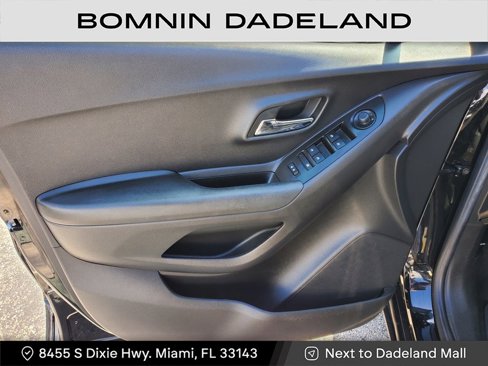 Used 2021 Chevrolet Trax LS w/ Tint and Cruise Package image 13