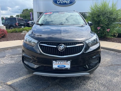 Used 2020 Buick Encore Preferred image 2