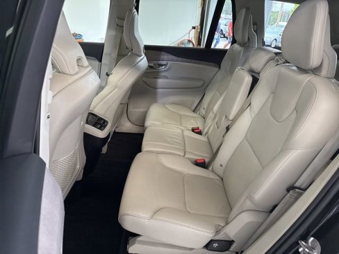 Certified 2023 Volvo XC90 B6 Plus w/ Protection Package Premier image 15