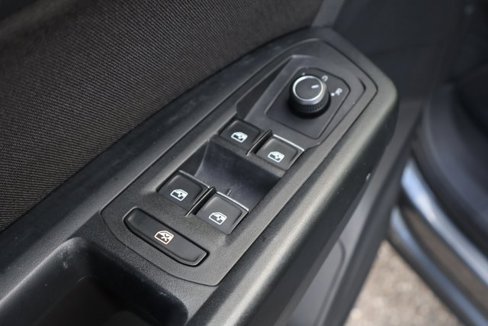 Used 2018 Volkswagen Atlas S image 11