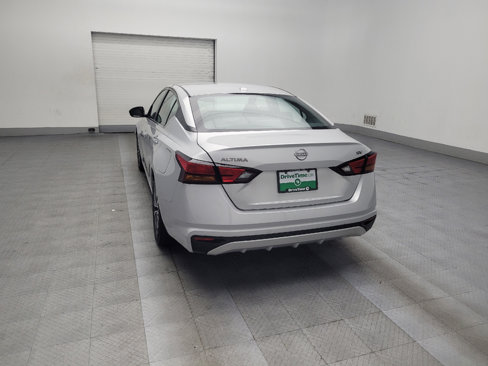 Used 2023 Nissan Altima 2.5 SV image 5