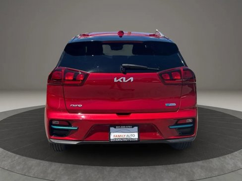 Used 2022 Kia Niro EX image 4