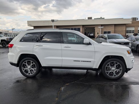 Used 2018 Jeep Grand Cherokee Limited image 6