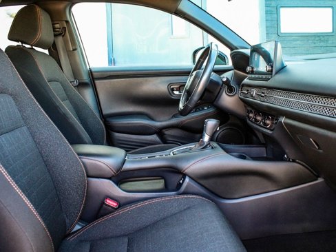 Used 2023 Honda HR-V Sport image 39
