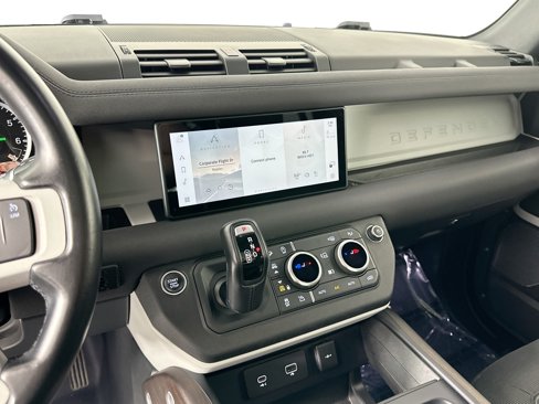 Certified 2023 Land Rover Defender 110 X-Dynamic SE image 13