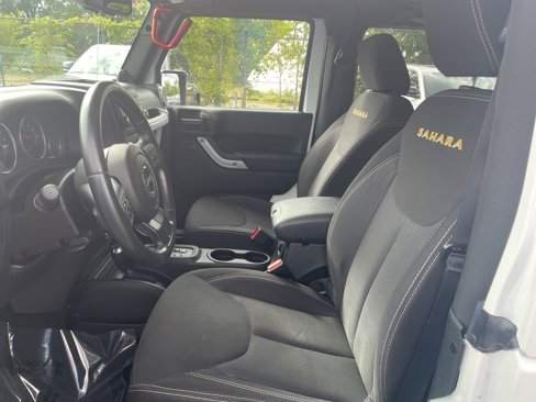 Used 2014 Jeep Wrangler Sahara w/ Connectivity Group image 13