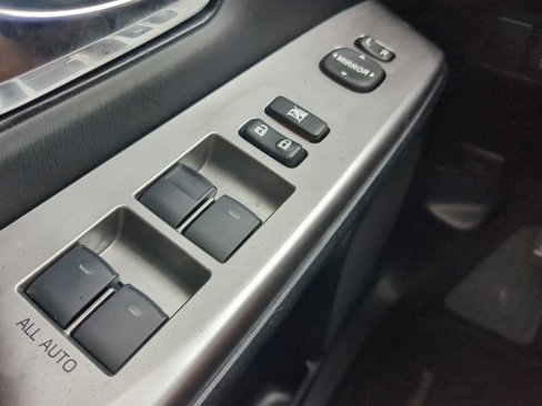 Used 2015 Toyota Prius V Two image 27