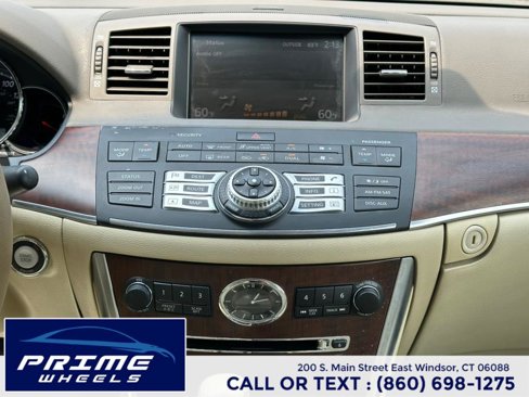 Used 2010 INFINITI M35 x image 20