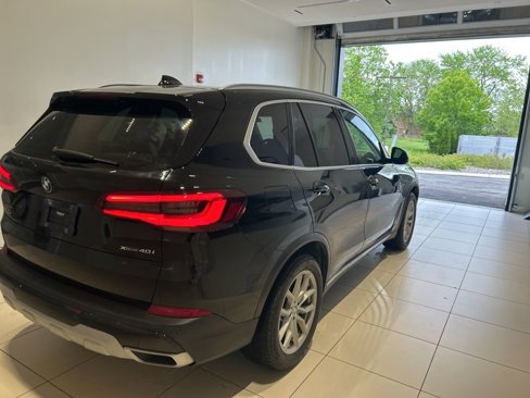 Used 2022 BMW X5 xDrive40i w/ Premium Package image 13