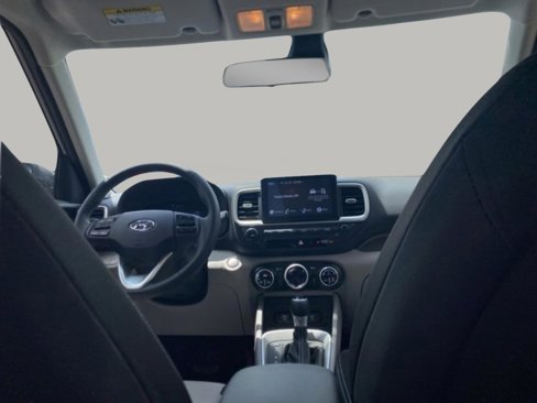 New 2025 Hyundai Venue SEL image 35