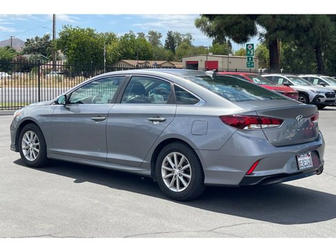 Used 2018 Hyundai Sonata SE w/ Cargo Package image 3