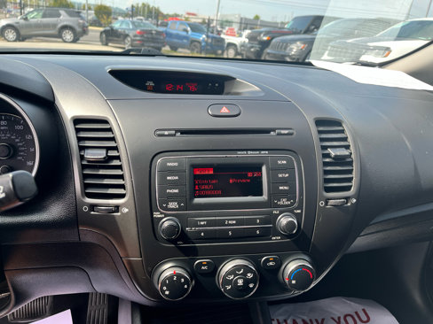 Used 2016 Kia Forte LX image 22
