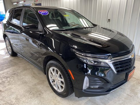 Used 2022 Chevrolet Equinox LT image 2
