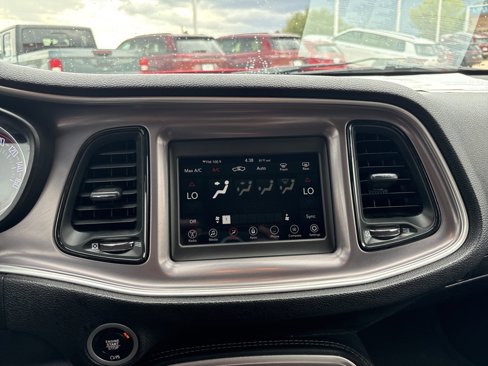 Used 2022 Dodge Challenger GT image 32