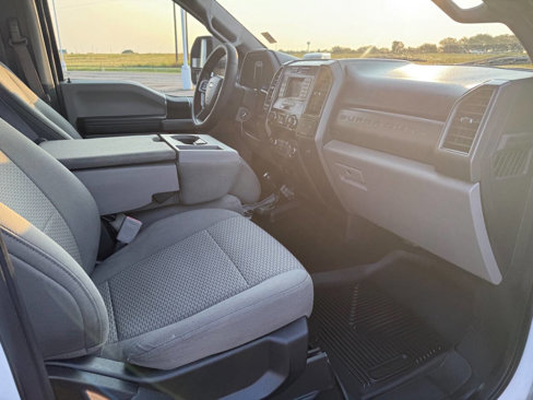 Used 2019 Ford F550 4x4 Regular Cab Super Duty image 26