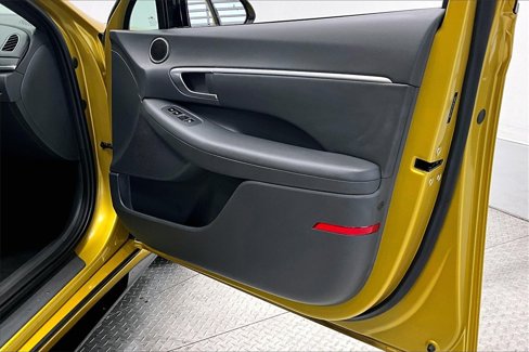 Certified 2020 Hyundai Sonata SEL Plus w/ Preferred Accessory Package image 18