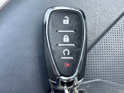 Used 2020 Chevrolet Bolt Premier w/ Infotainment Package image 26