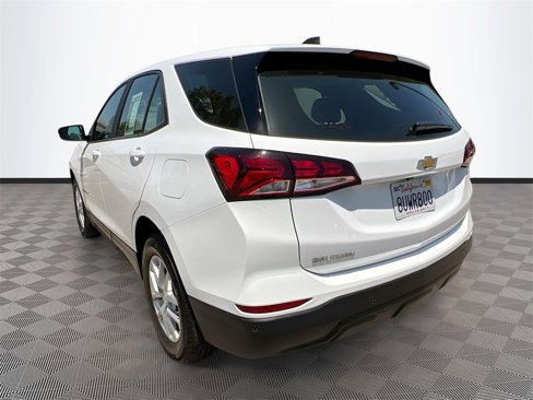 Used 2023 Chevrolet Equinox LS image 5