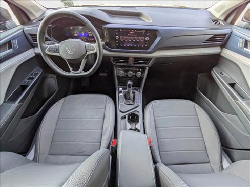 Used 2022 Volkswagen Taos SE image 10