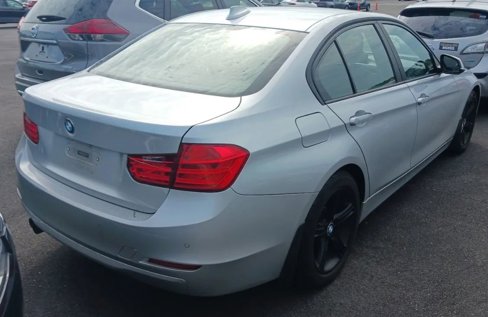 Used 2014 BMW 328i xDrive Sedan image 3