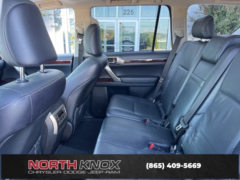Used 2016 Lexus GX 460 image 16