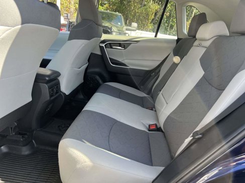 Used 2019 Toyota RAV4 XLE image 14