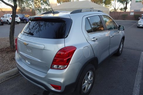 Used 2017 Chevrolet Trax LT w/ LT Convenience Package image 3