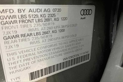 Used 2020 Audi Q3 2.0T Premium w/ Convenience Package image 32
