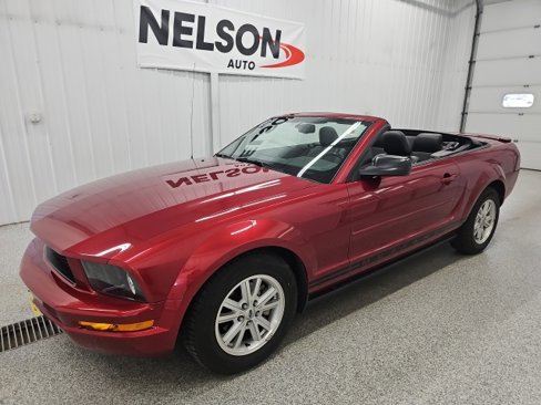 Used 2007 Ford Mustang Premium image 5