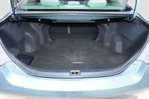 Used 2010 Toyota Camry image 25