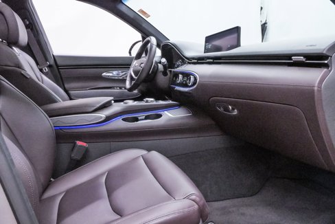 Certified 2022 Genesis GV70 2.5T w/ Advanced Package image 13
