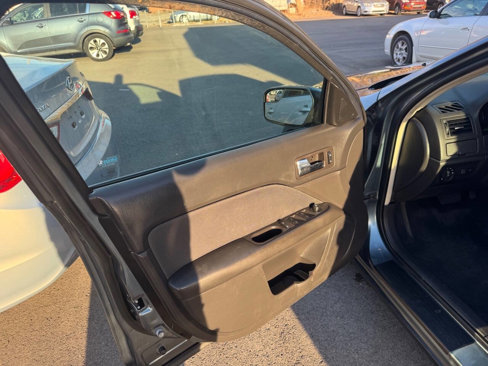 Used 2012 Ford Fusion SE image 9
