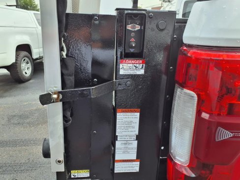 Used 2018 Ford F250 XL w/ Power Equipment Group image 20