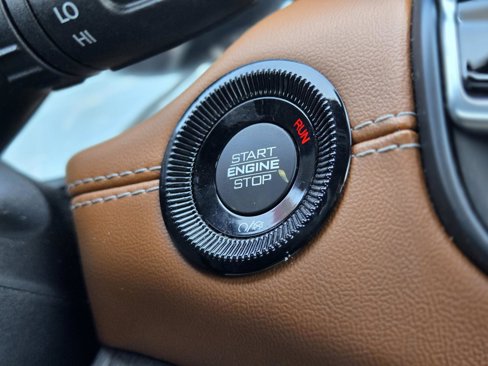 Used 2024 Jeep Compass Limited image 31