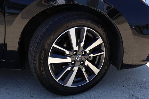 Used 2021 Nissan Versa SV image 25