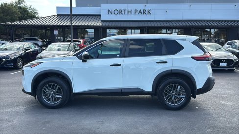 Used 2021 Nissan Rogue S image 5