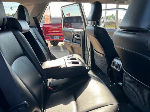 Used 2022 Toyota 4Runner TRD Off-Road Premium image 17